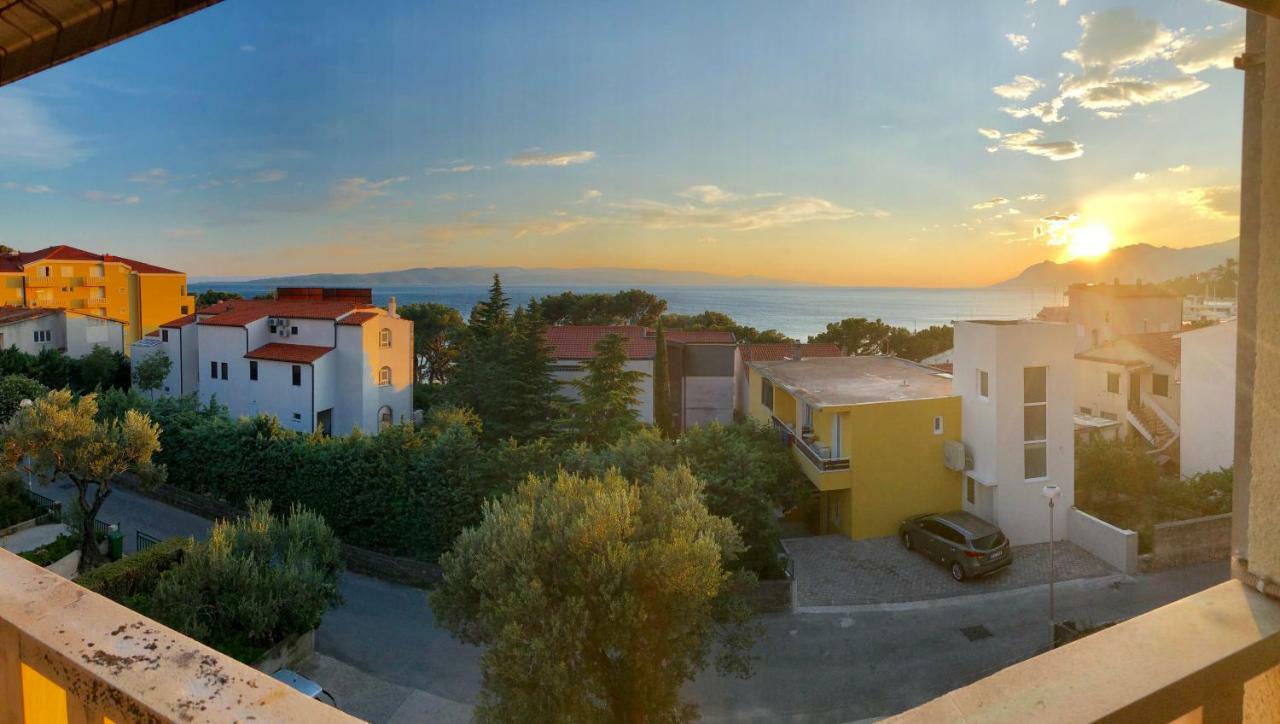 Sea View Family Apartment Baška Voda Exteriör bild